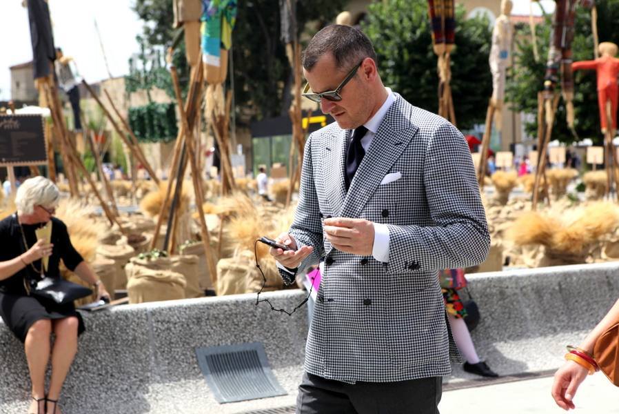 GQ Floransa sokaklarında