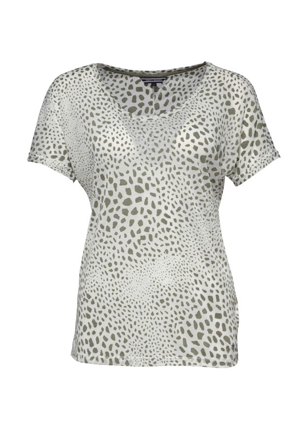 Tommy Hilfiger anneler için seçti