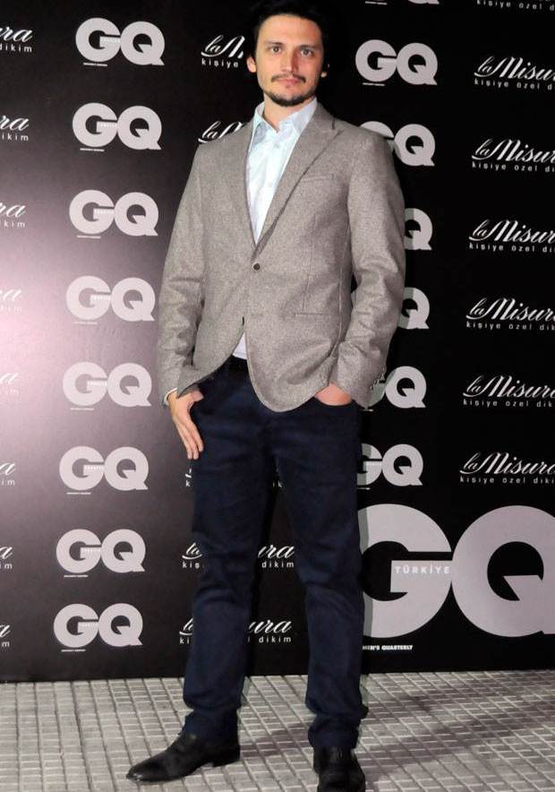 Erkeğe özel dikim yakışır