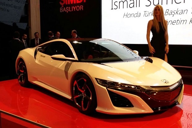 Otomotivde şov zamanı