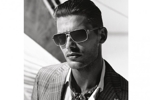 Louis Vuitton yaza demir attı