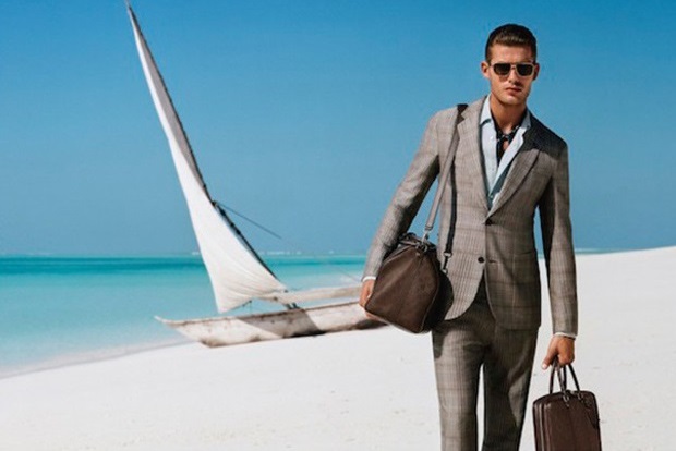 Louis Vuitton yaza demir attı