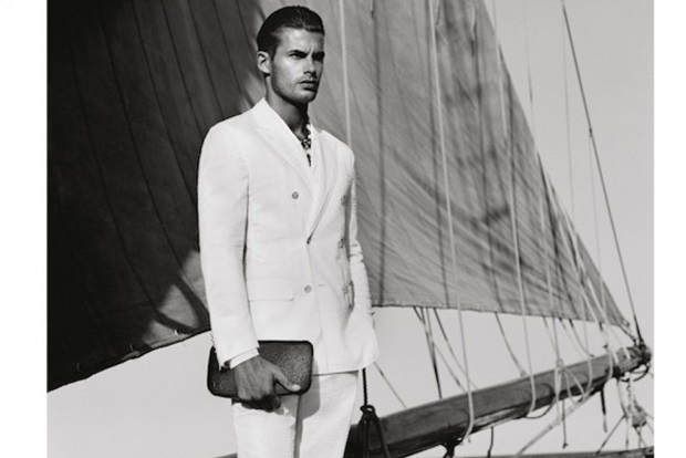 Louis Vuitton yaza demir attı