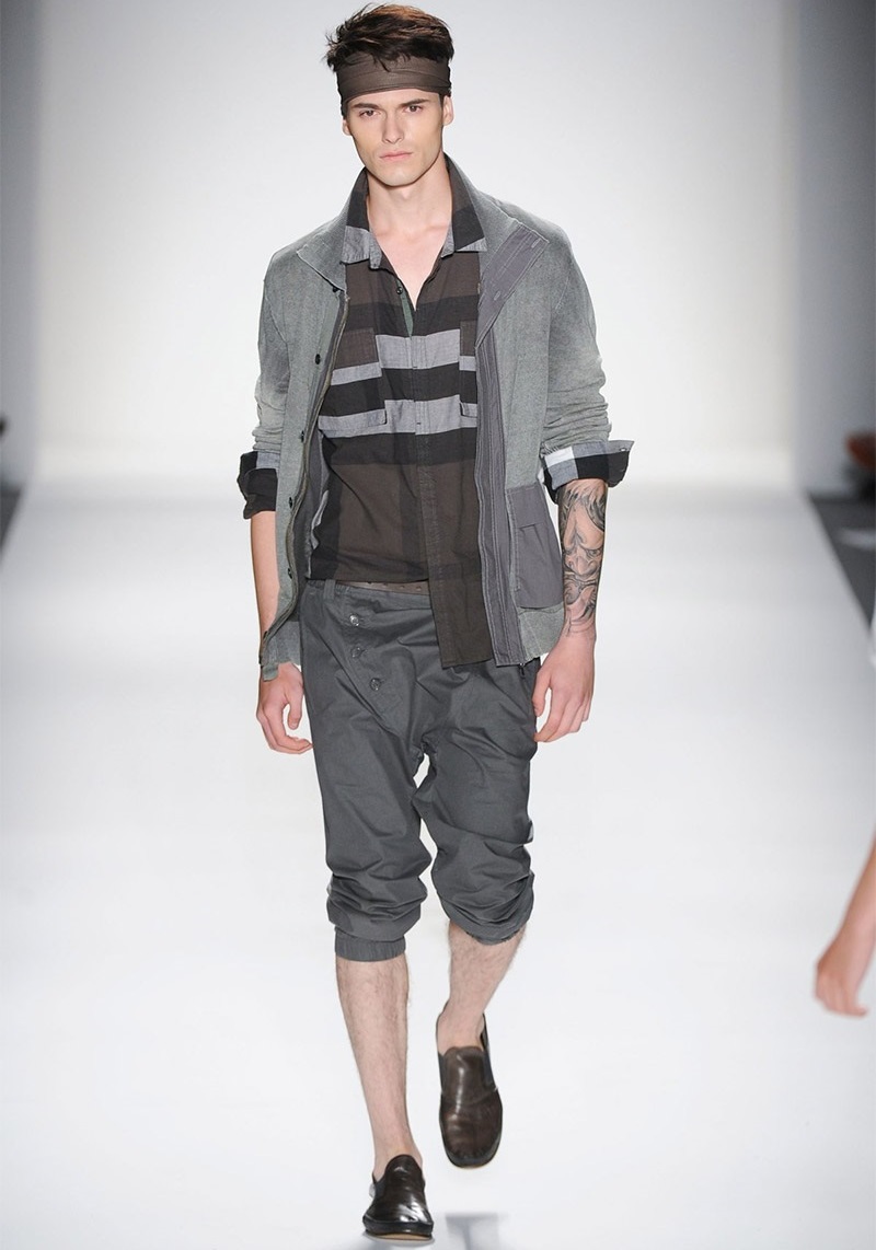 Nicholas K İlkbahar / Yaz 2014