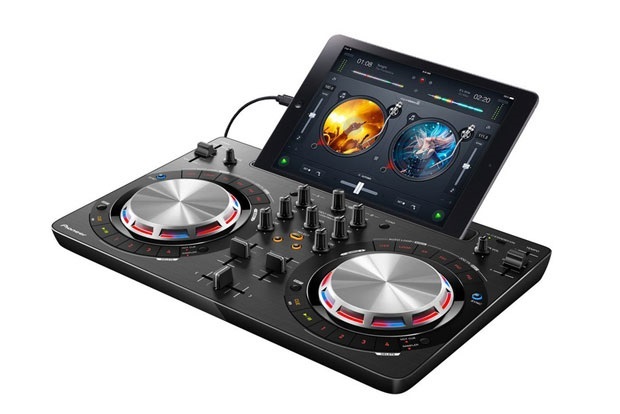 Bu yılbaşı DJ sen ol!