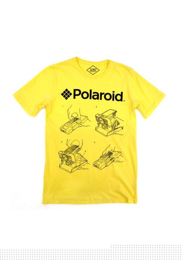 Bit pazarından Polaroid tişörtleri 