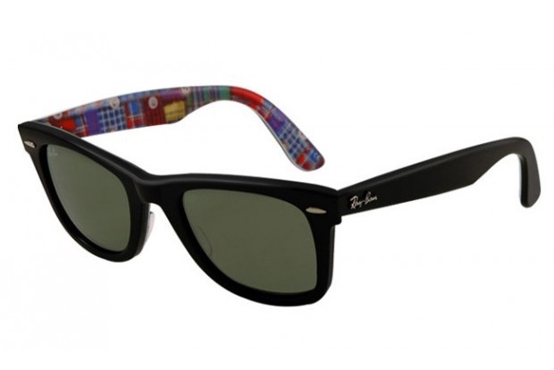 Wayfarer'da renk oyunları