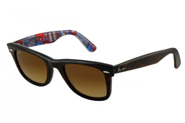 Wayfarer'da renk oyunları