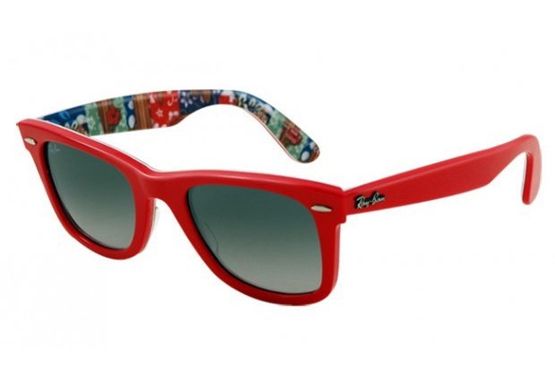 Wayfarer'da renk oyunları