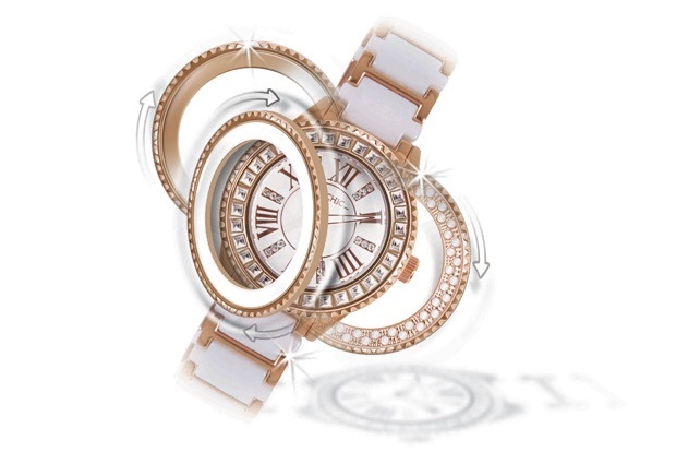 So Chic zamanı tutuyor