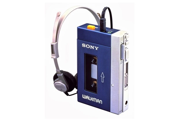 Çek bir kaset, karışık olsun!