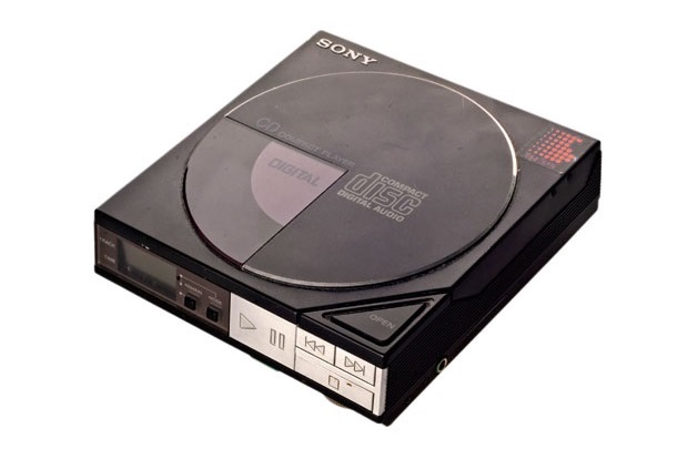 Çek bir kaset, karışık olsun!