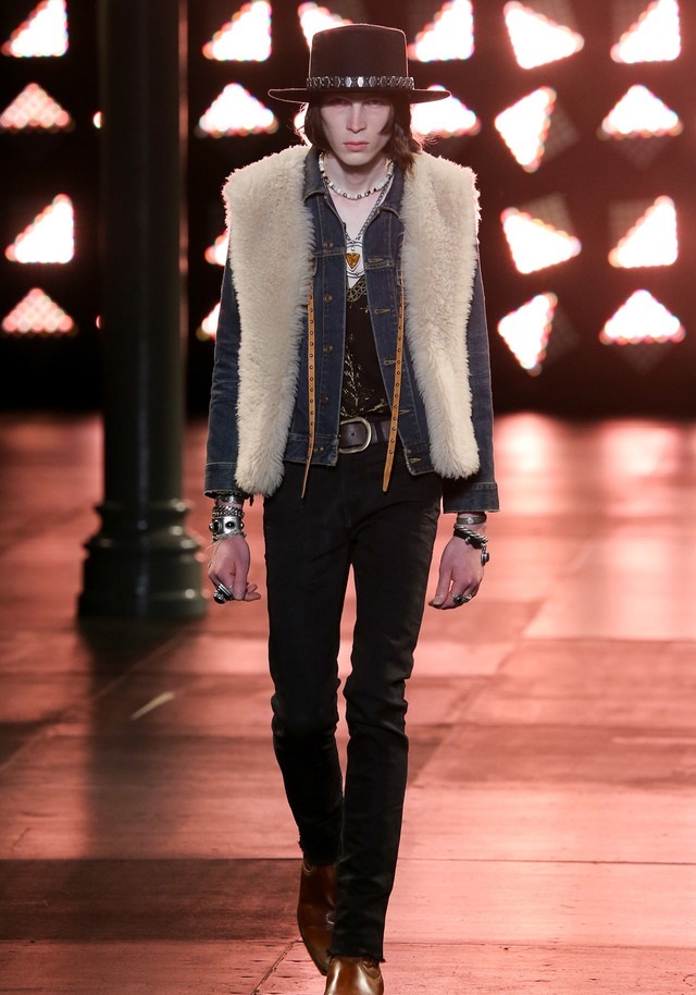 Saint Laurent İlkbahar / Yaz 2015