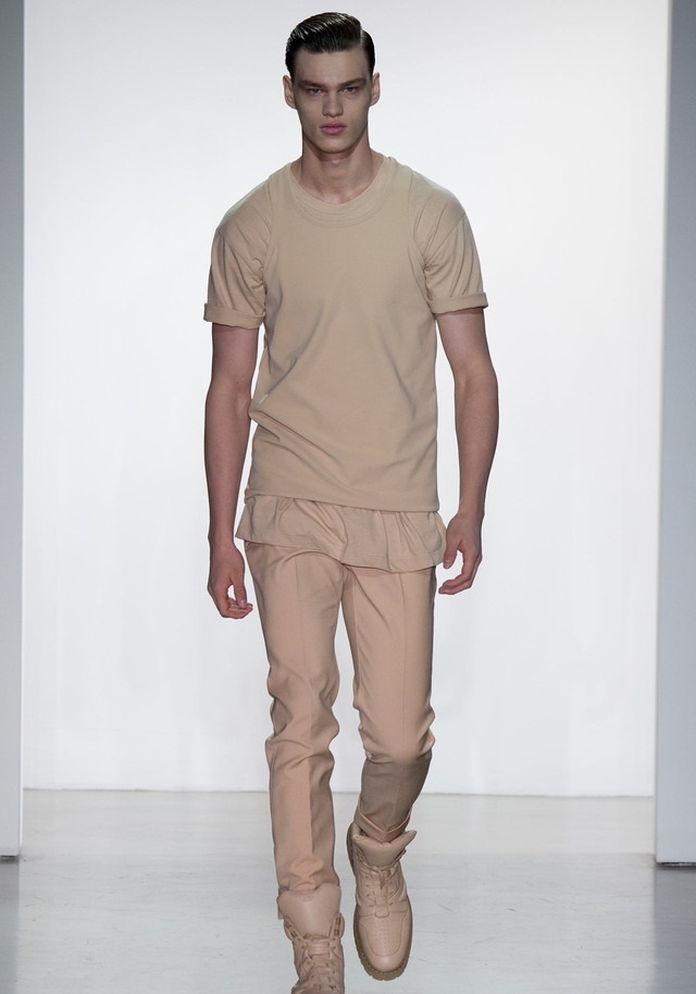 Calvin Klein İlkbahar / Yaz 2015