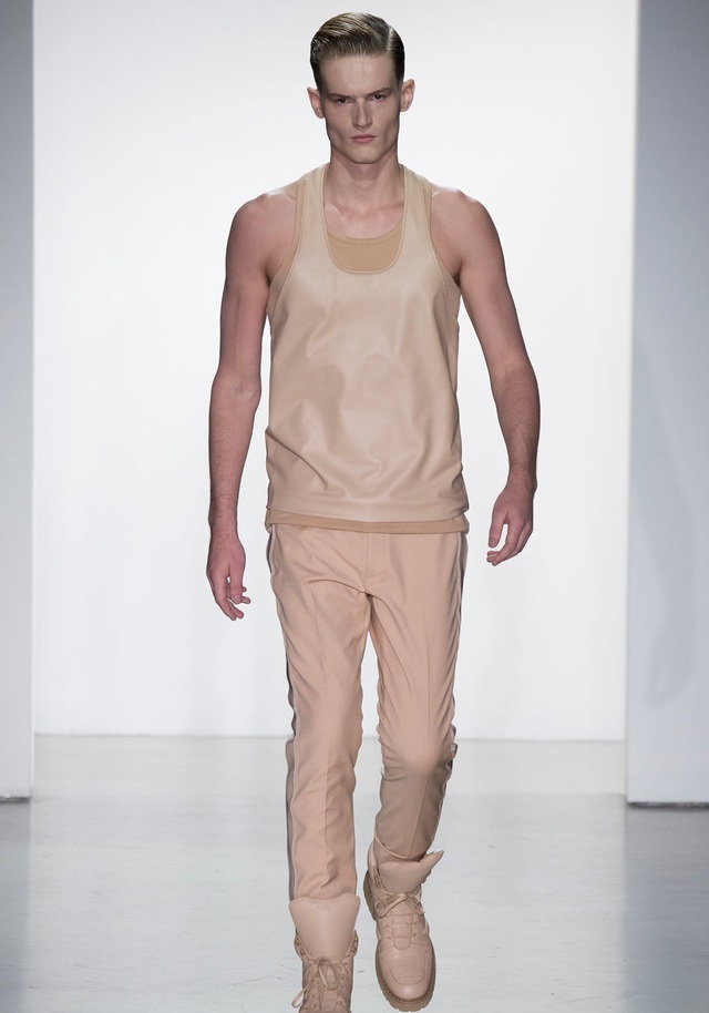 Calvin Klein İlkbahar / Yaz 2015