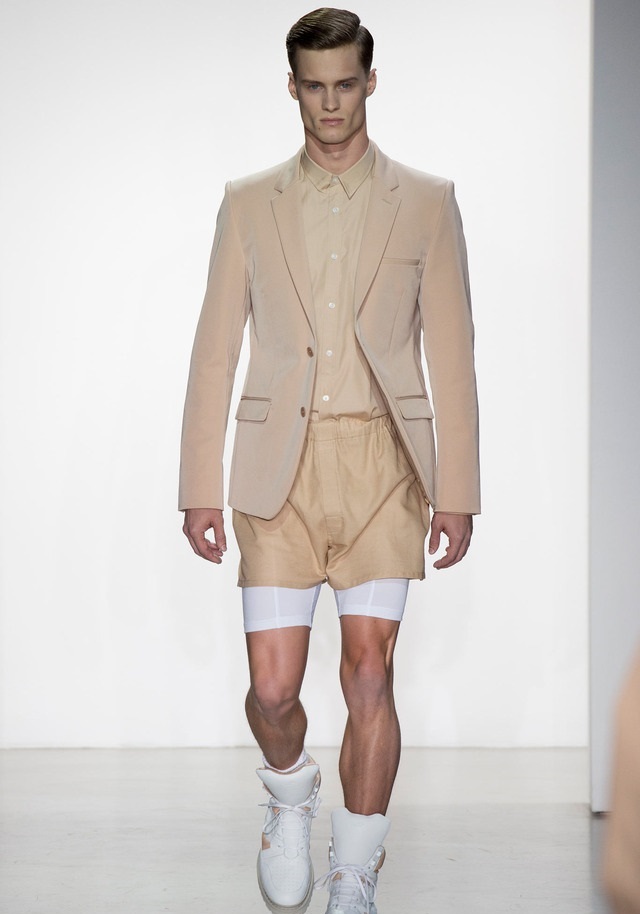 Calvin Klein İlkbahar / Yaz 2015