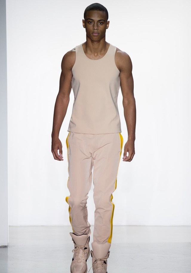 Calvin Klein İlkbahar / Yaz 2015