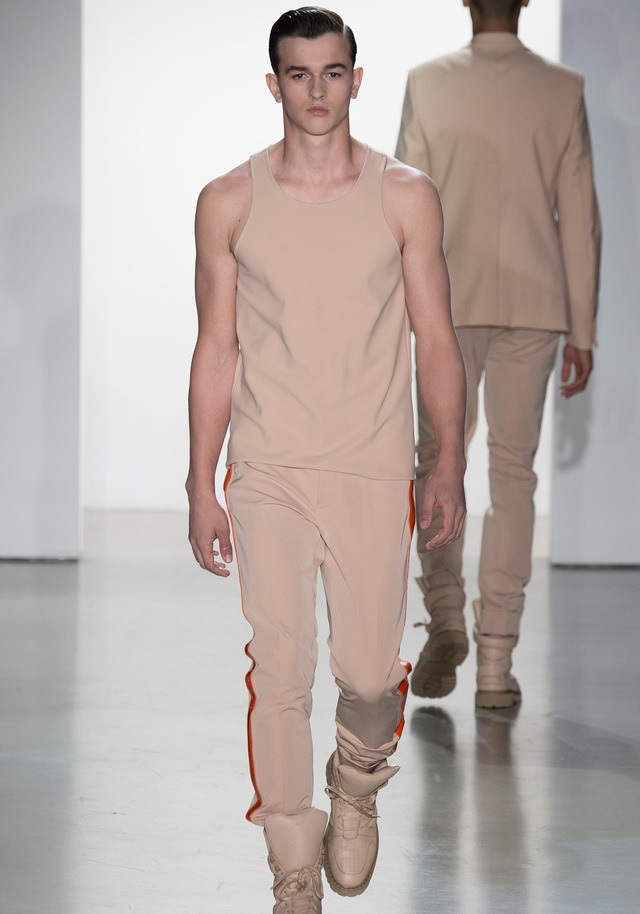 Calvin Klein İlkbahar / Yaz 2015