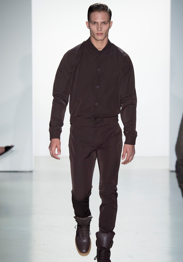 Calvin Klein İlkbahar / Yaz 2015