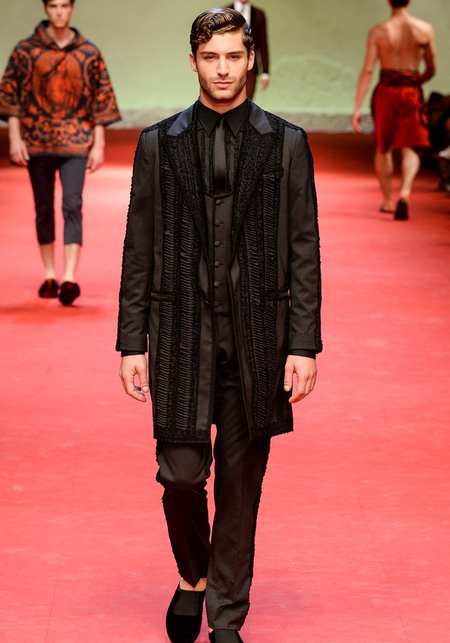 Dolce & Gabbana İlkbahar / Yaz 2015