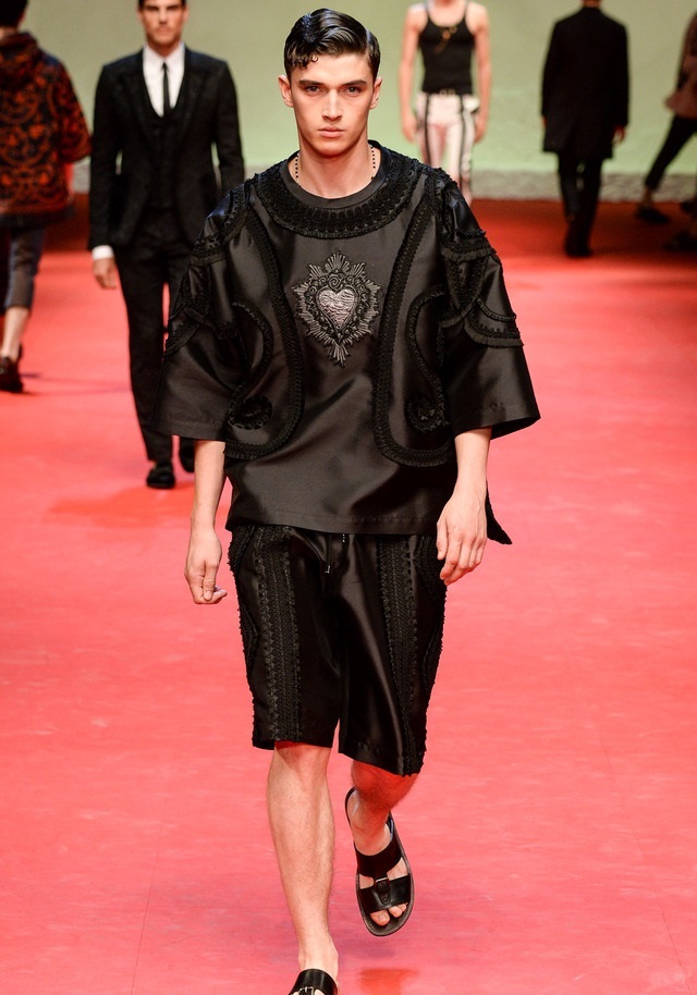 Dolce & Gabbana İlkbahar / Yaz 2015