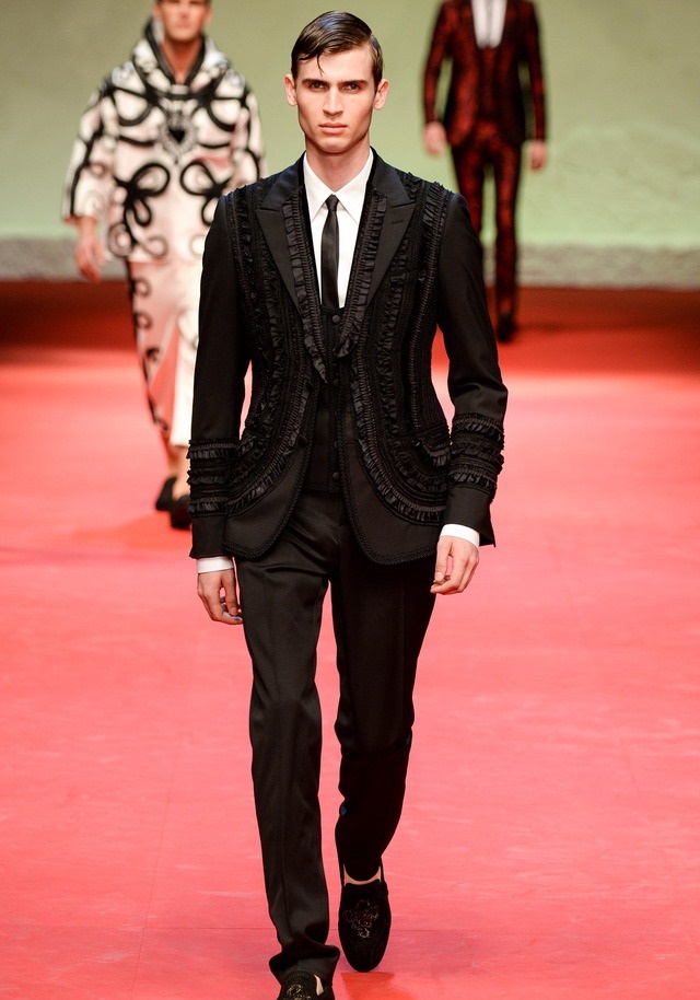 Dolce & Gabbana İlkbahar / Yaz 2015