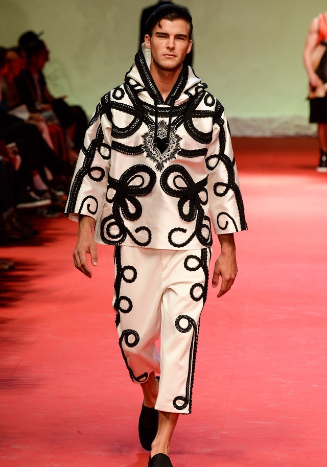 Dolce & Gabbana İlkbahar / Yaz 2015