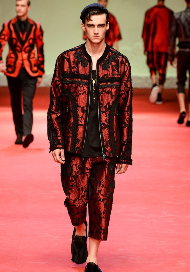 Dolce & Gabbana İlkbahar / Yaz 2015