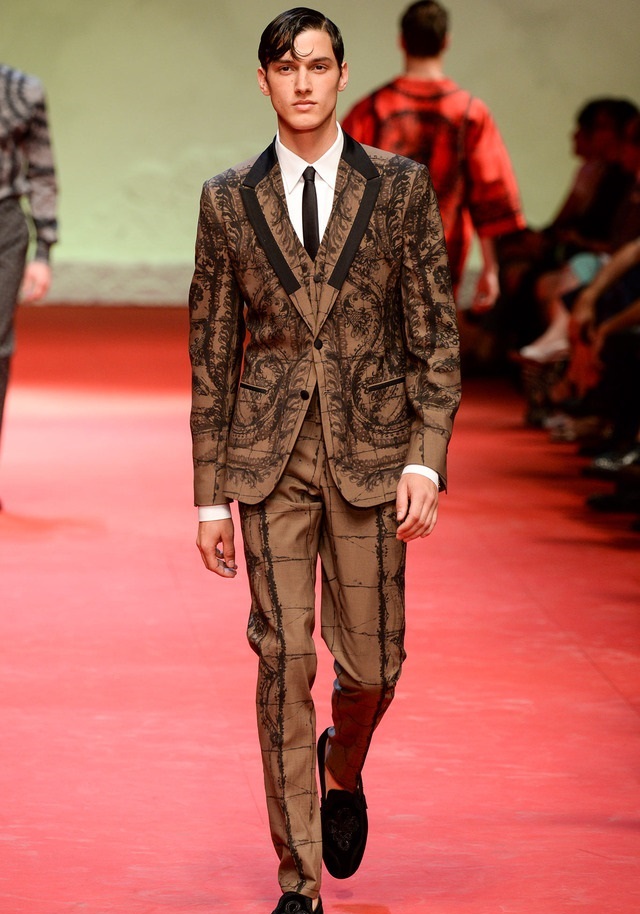 Dolce & Gabbana İlkbahar / Yaz 2015