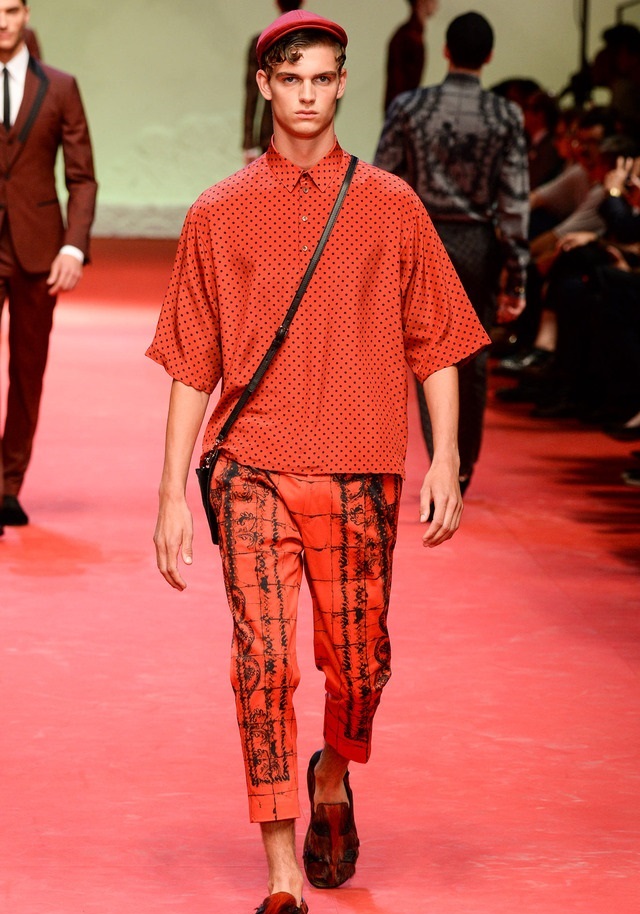 Dolce & Gabbana İlkbahar / Yaz 2015