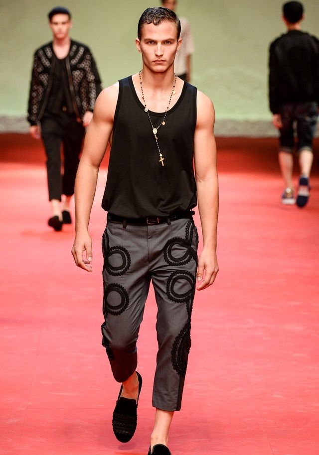 Dolce & Gabbana İlkbahar / Yaz 2015