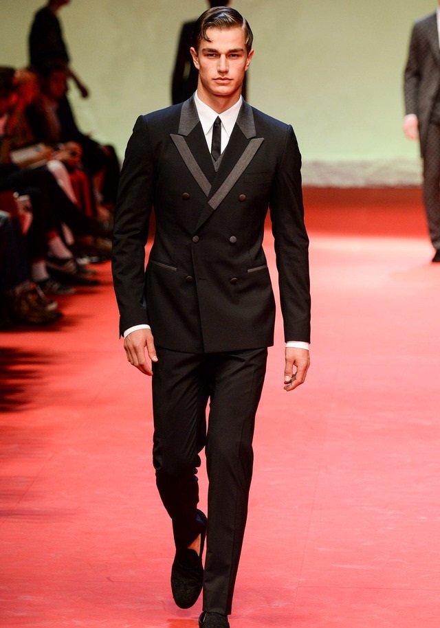 Dolce & Gabbana İlkbahar / Yaz 2015