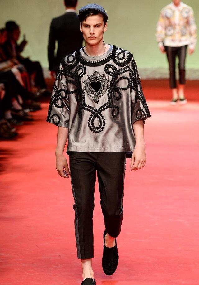 Dolce & Gabbana İlkbahar / Yaz 2015