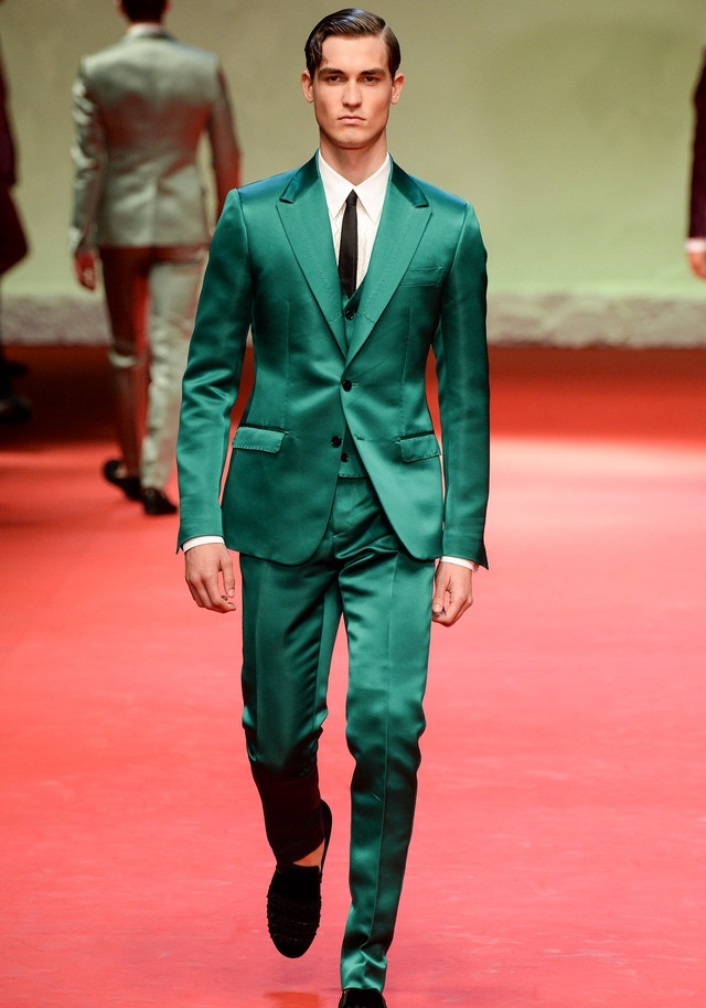 Dolce & Gabbana İlkbahar / Yaz 2015