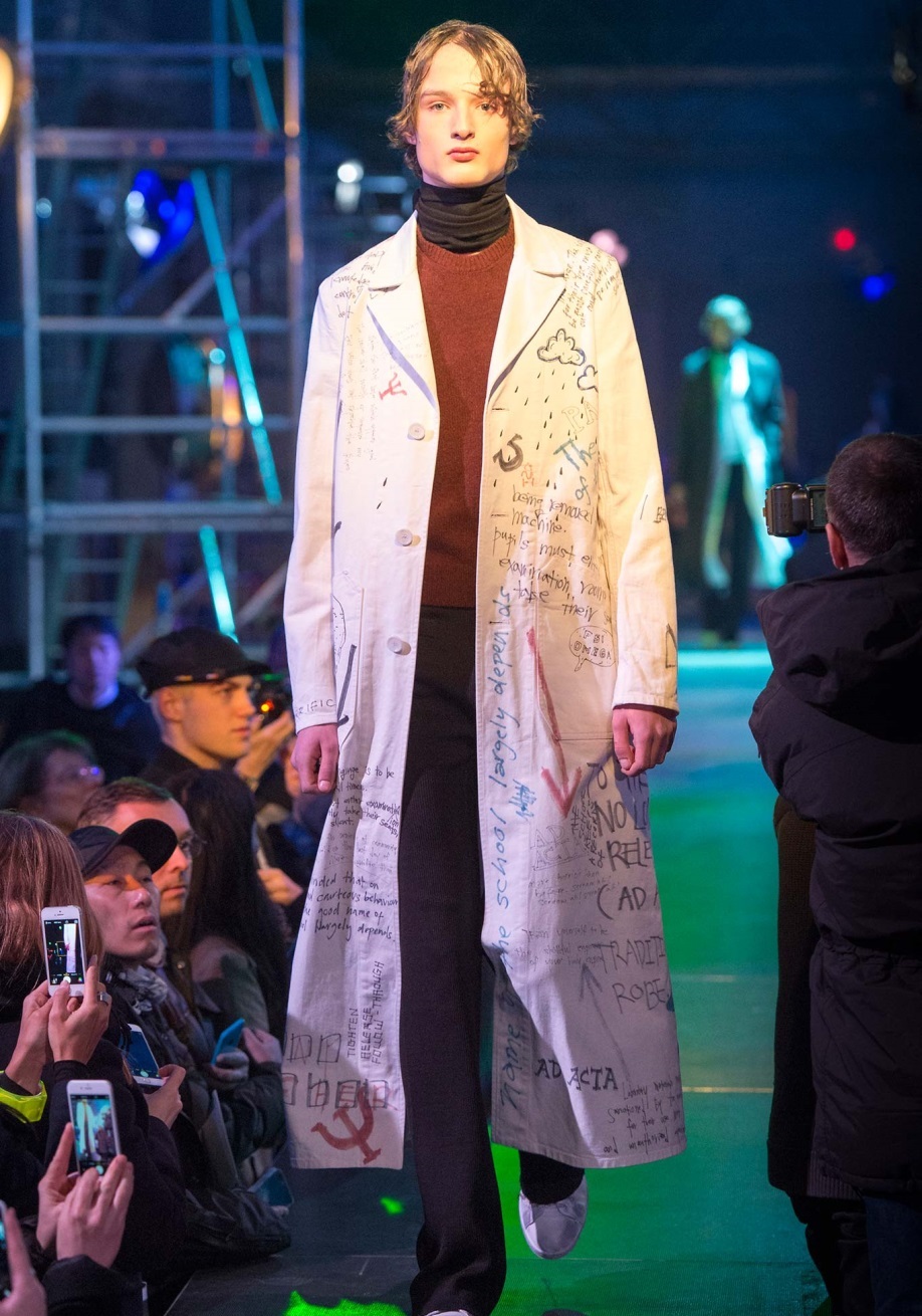 Raf Simons Sonbahar / Kış 2015