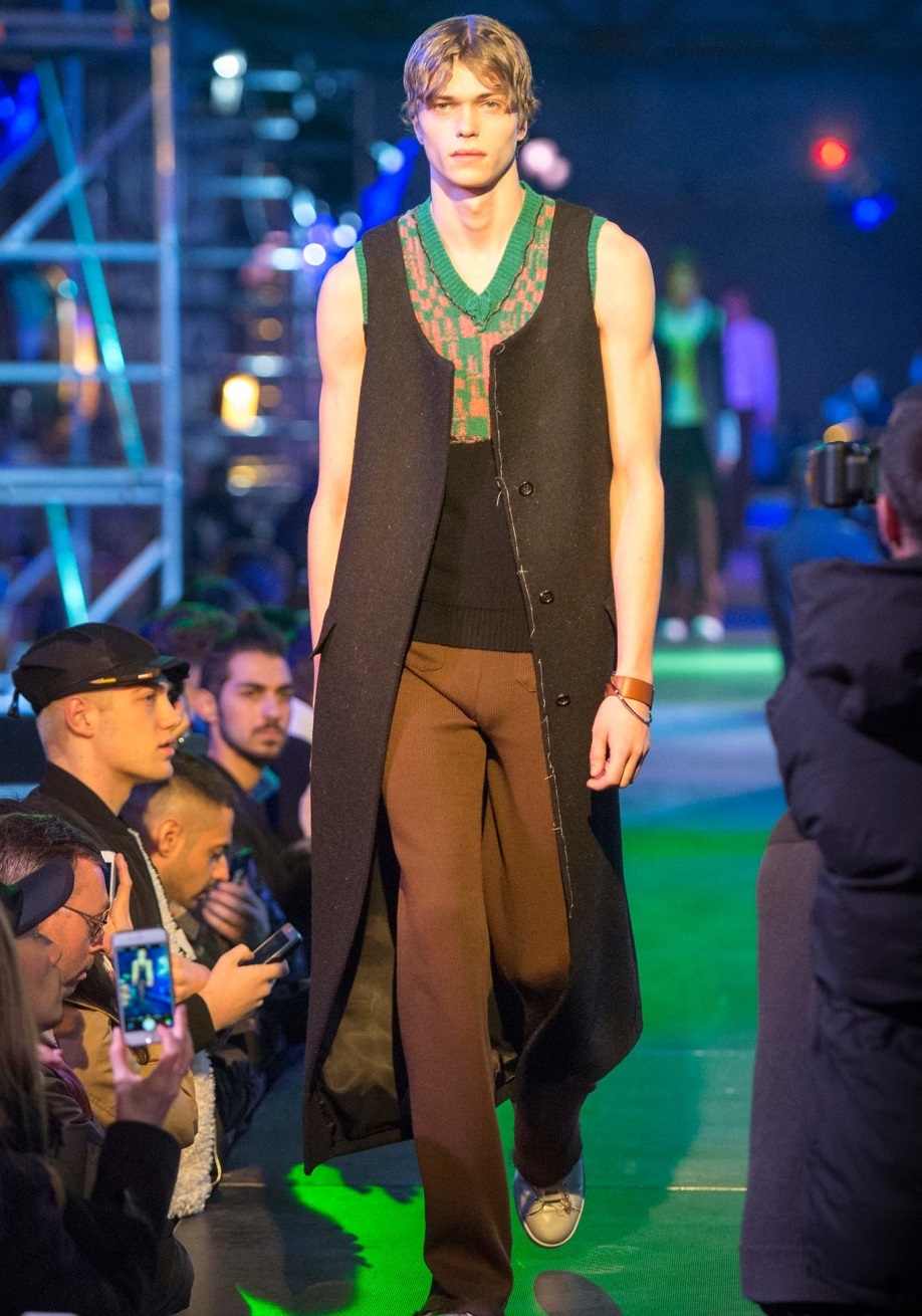 Raf Simons Sonbahar / Kış 2015