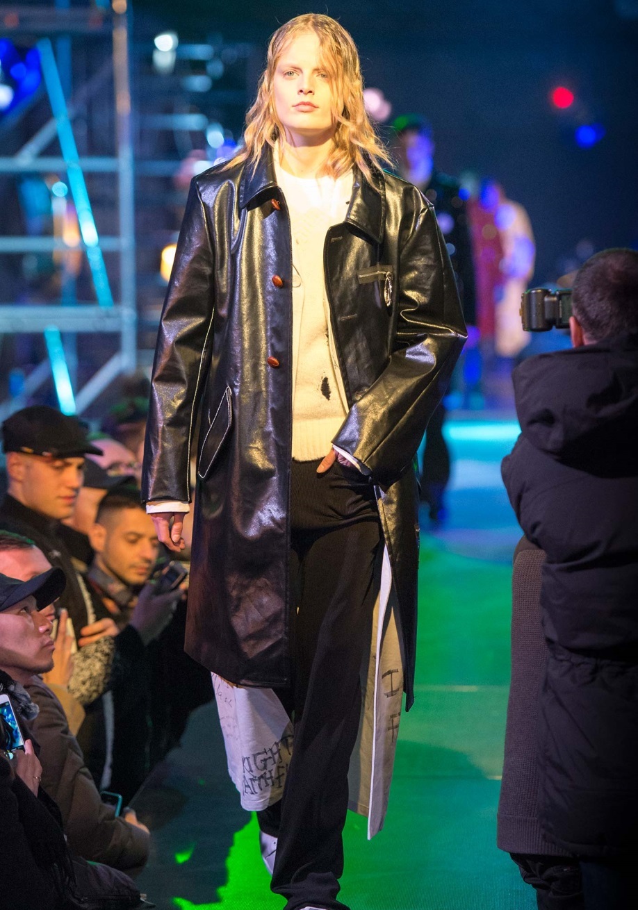 Raf Simons Sonbahar / Kış 2015