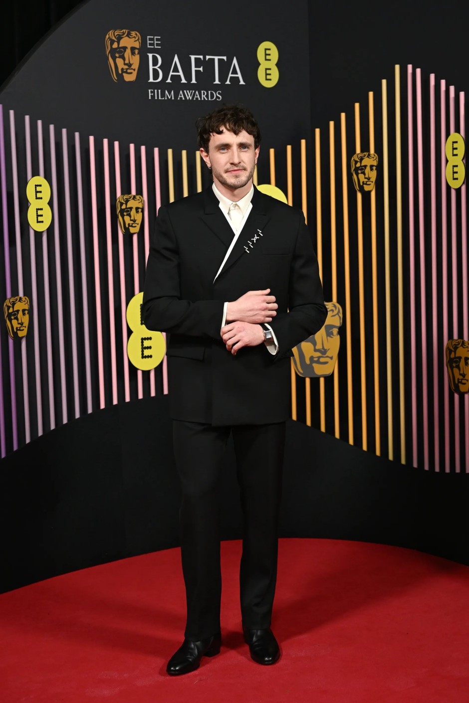 BAFTA 2024 Gecesinin En İyi Giyinenleri Kırmızı Halıya Yeni Bir Soluk Getirdi BAFTA 2024 Gecesinin En İyi Giyinenleri Kırmızı Halıya Yeni Bir Soluk Getirdi
