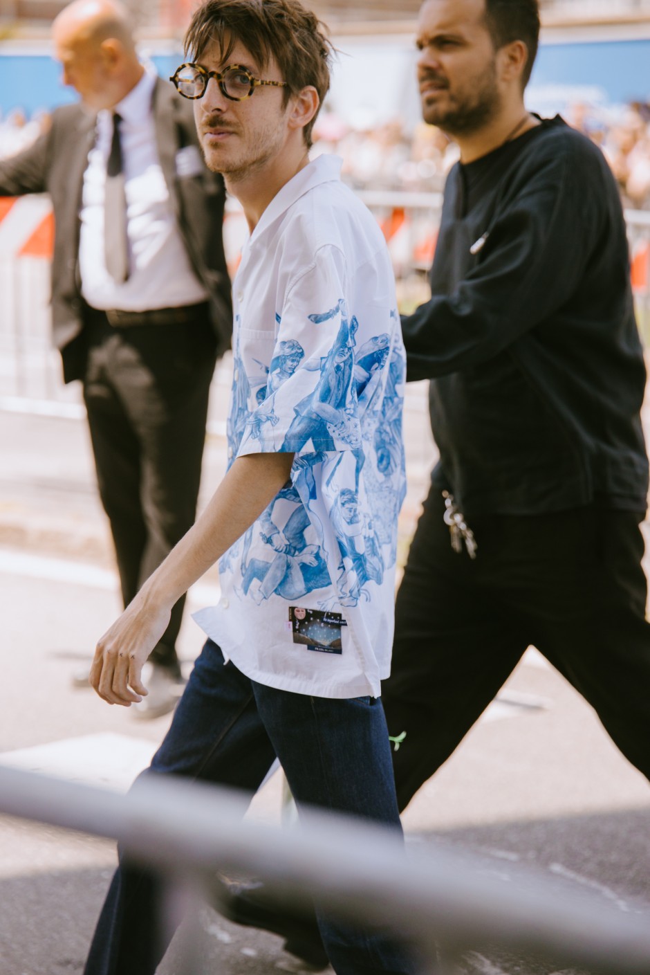 Milano Erkek Moda Haftası İlkbahar/Yaz 2025 Sokak Stili