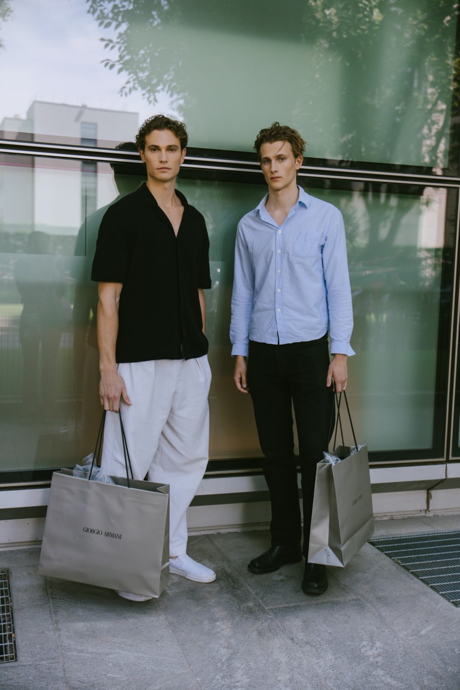 Milano Erkek Moda Haftası İlkbahar/Yaz 2025 Sokak Stili