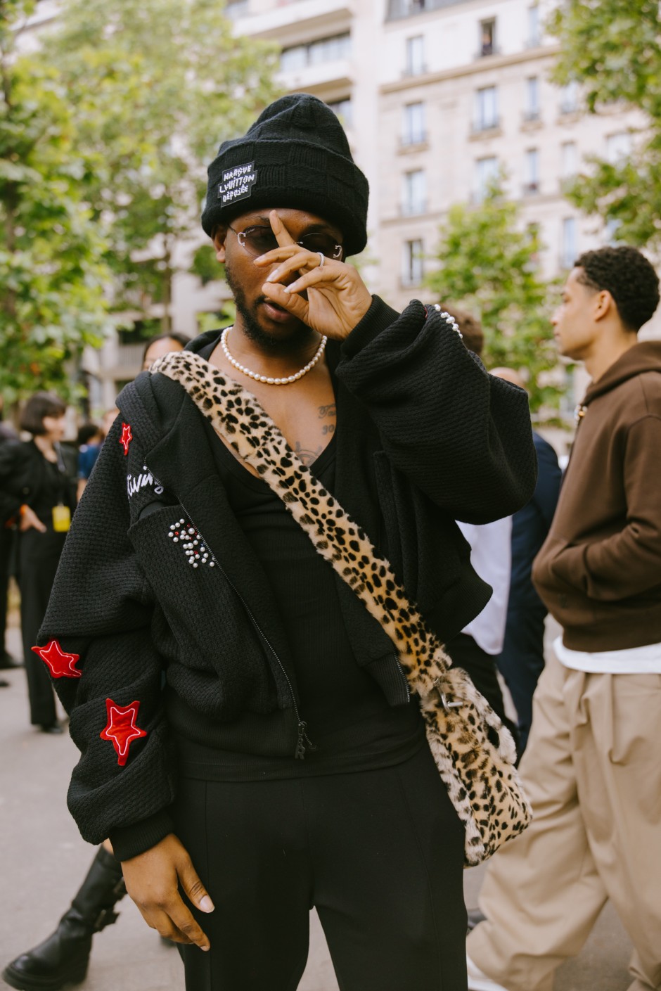 Paris Erkek Moda Haftası İlkbahar/Yaz 2025 Sokak Stili
