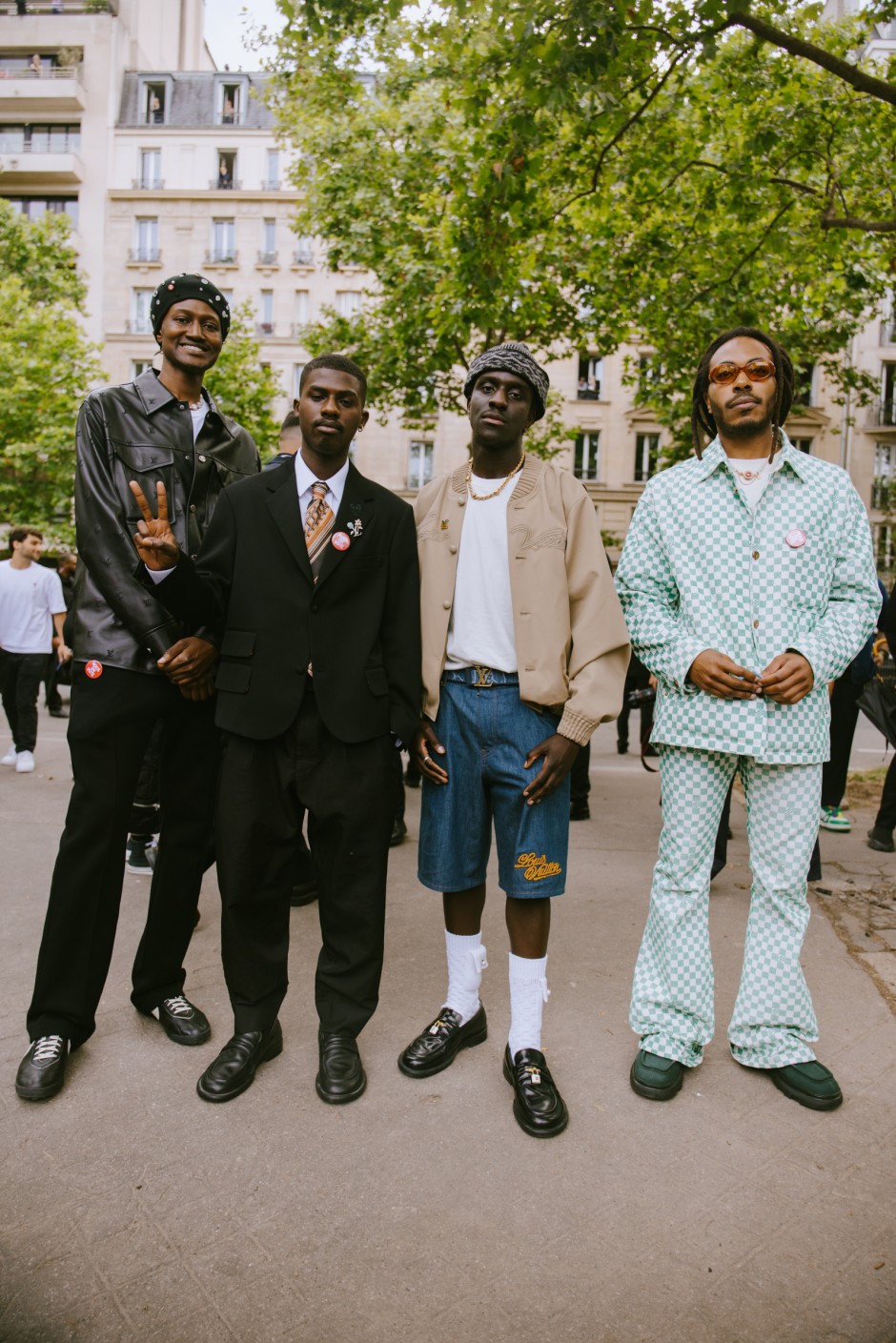Paris Erkek Moda Haftası İlkbahar/Yaz 2025 Sokak Stili