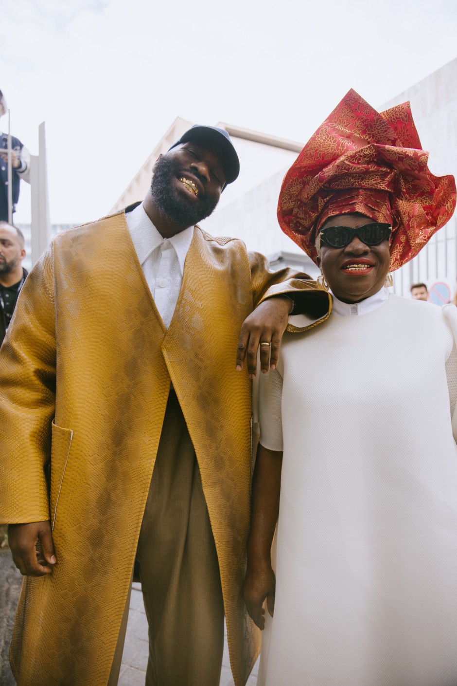 Paris Erkek Moda Haftası İlkbahar/Yaz 2025 Sokak Stili