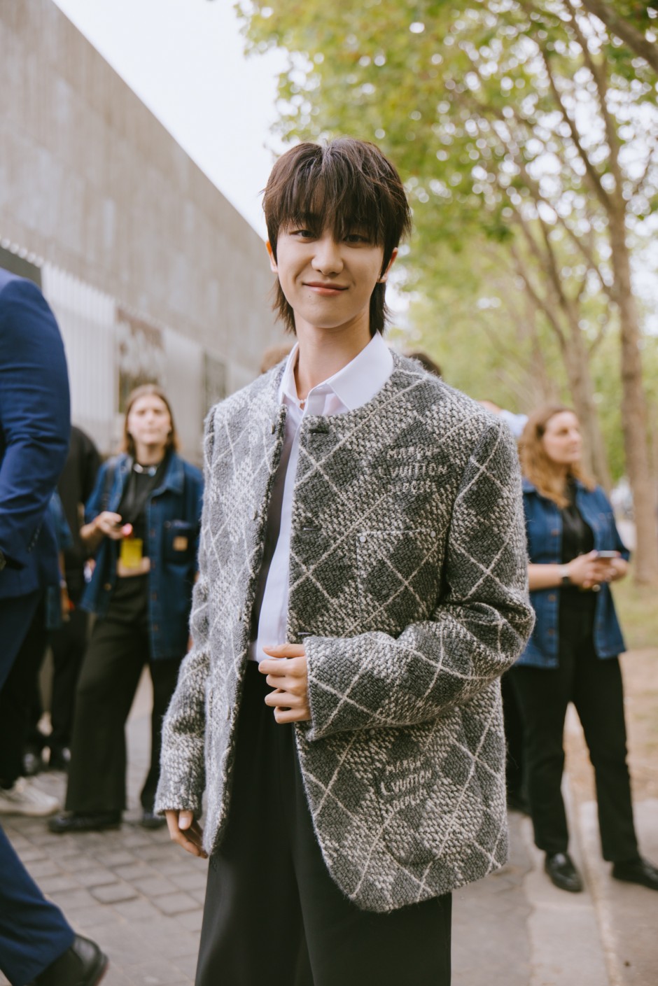 Paris Erkek Moda Haftası İlkbahar/Yaz 2025 Sokak Stili