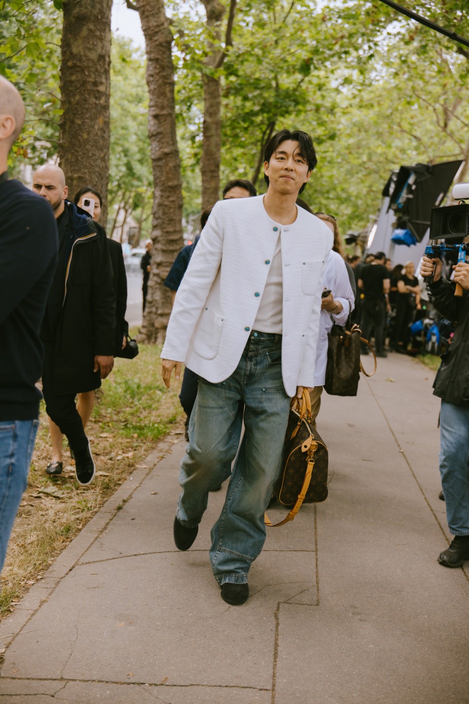 Paris Erkek Moda Haftası İlkbahar/Yaz 2025 Sokak Stili