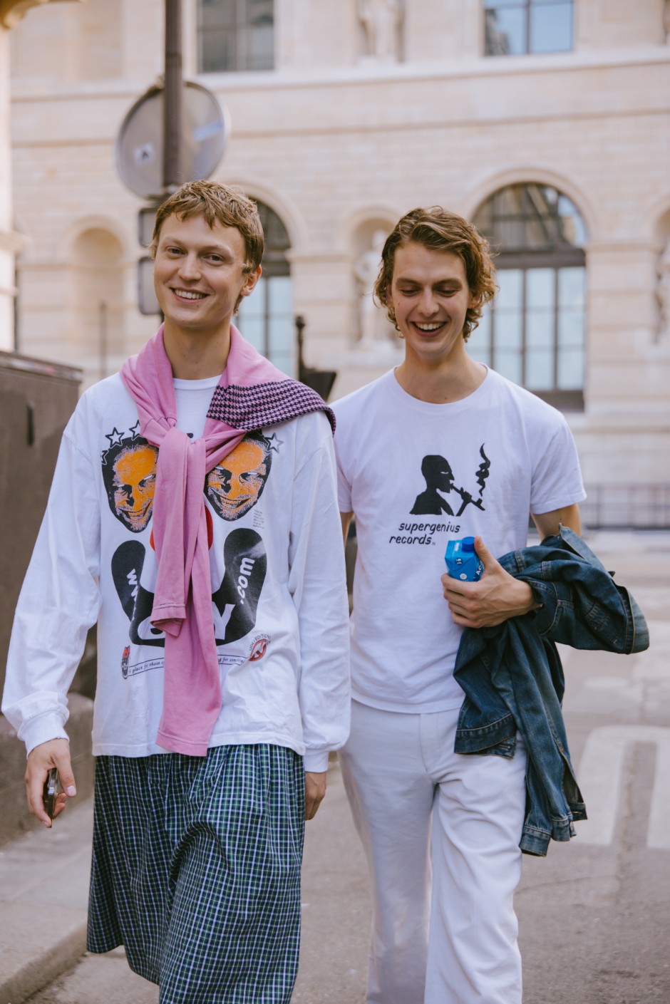 Paris Erkek Moda Haftası İlkbahar/Yaz 2025 Sokak Stili