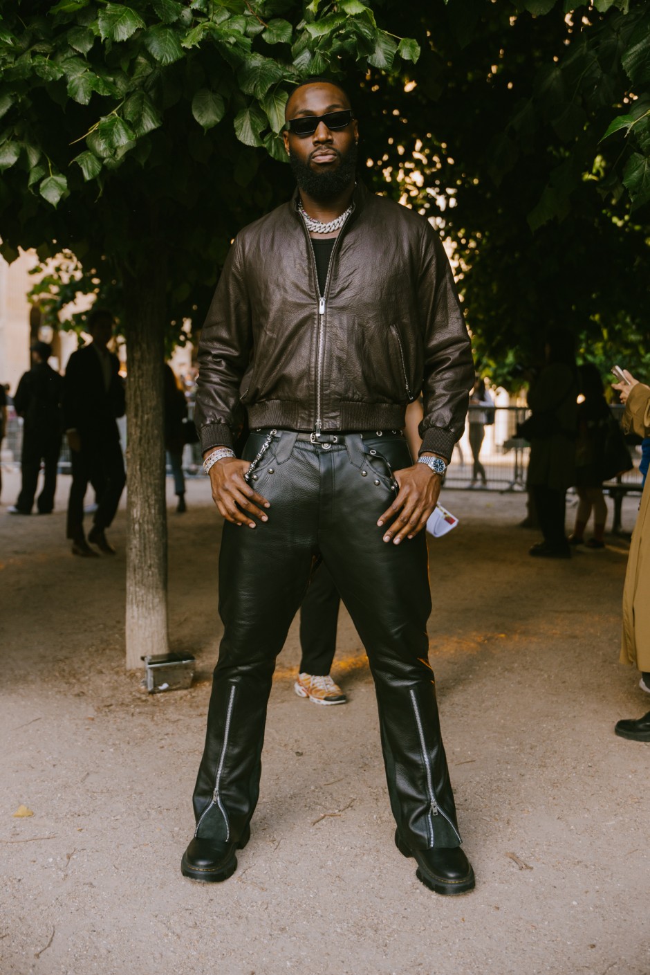 Paris Erkek Moda Haftası İlkbahar/Yaz 2025 Sokak Stili