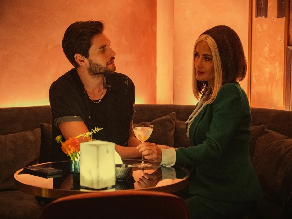 Joan is Awful (6. Sezon, 1. Bölüm)