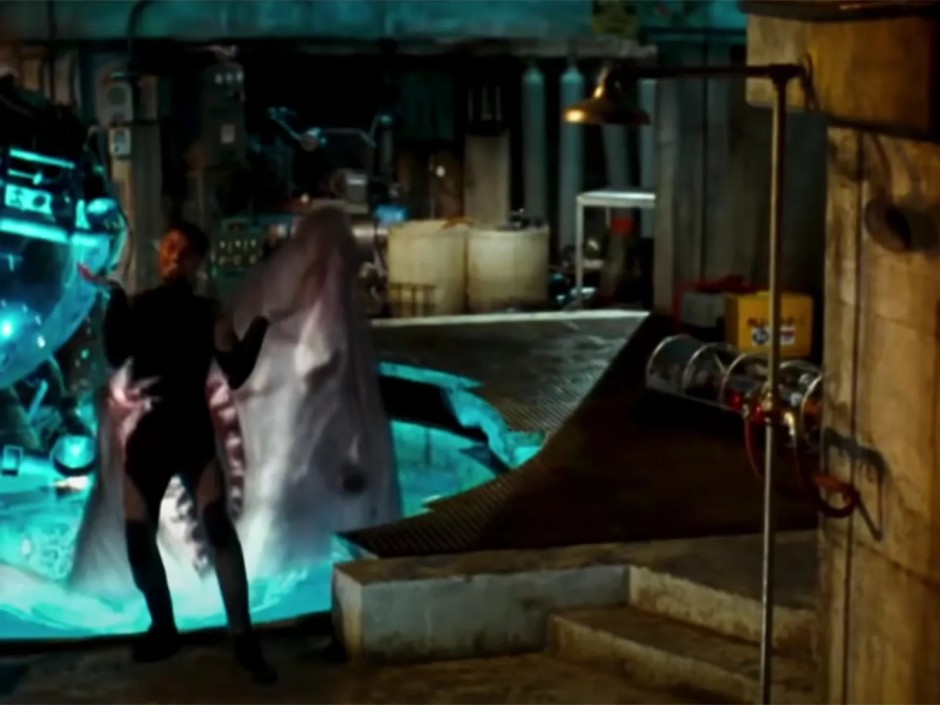 Deep Blue Sea'den akıllı köpekbalıkları