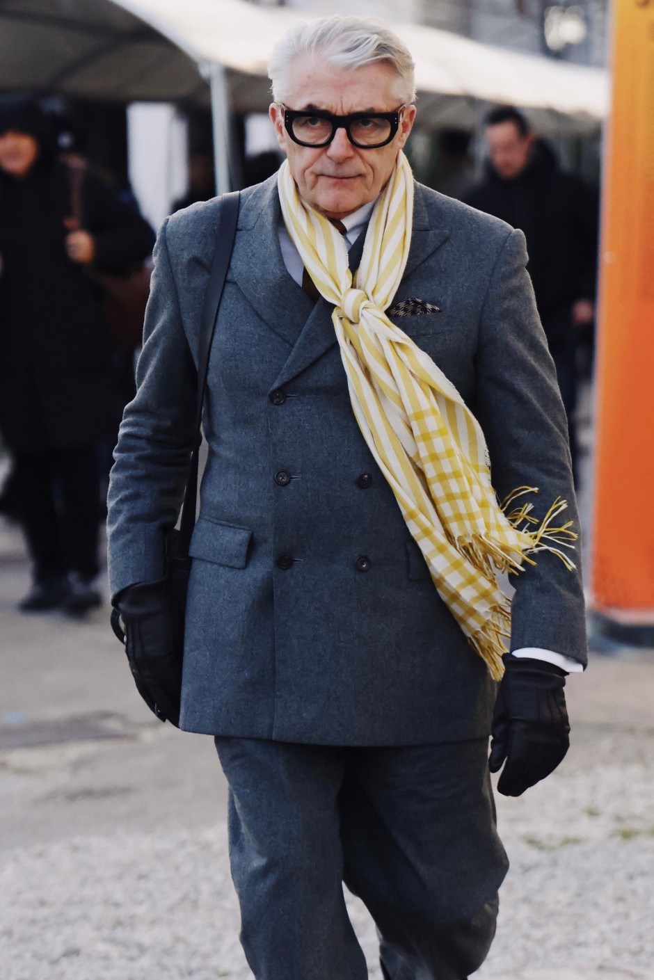 Sokak Stili: Pitti Uomo 2025'in En Şıkları